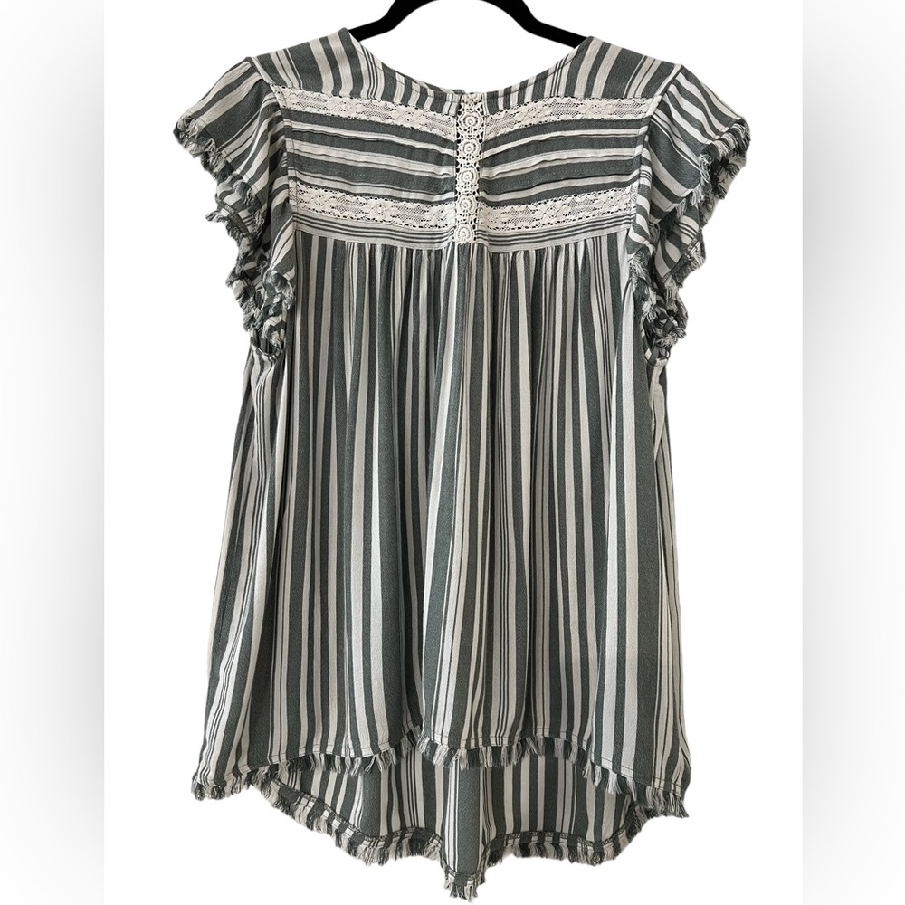 True Craft Green & White Vertical Pinstripe Flutter Sleeve Top w/ Lace Accents